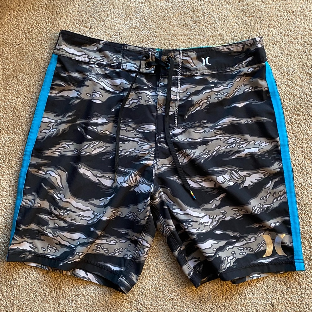 Hurley Phantom Board Shorts Size 30